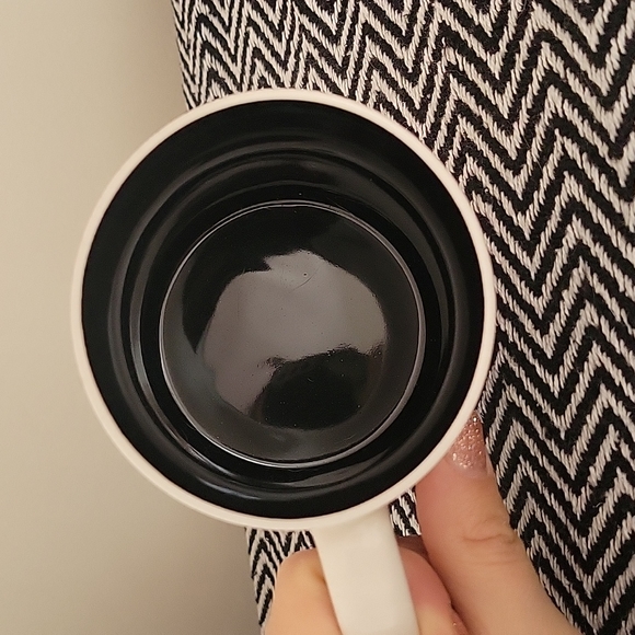 Legally Blonde "Harvard Law" Coffee Mug - Picture 5 of 8